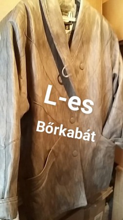 Női L-es Bőrkabát